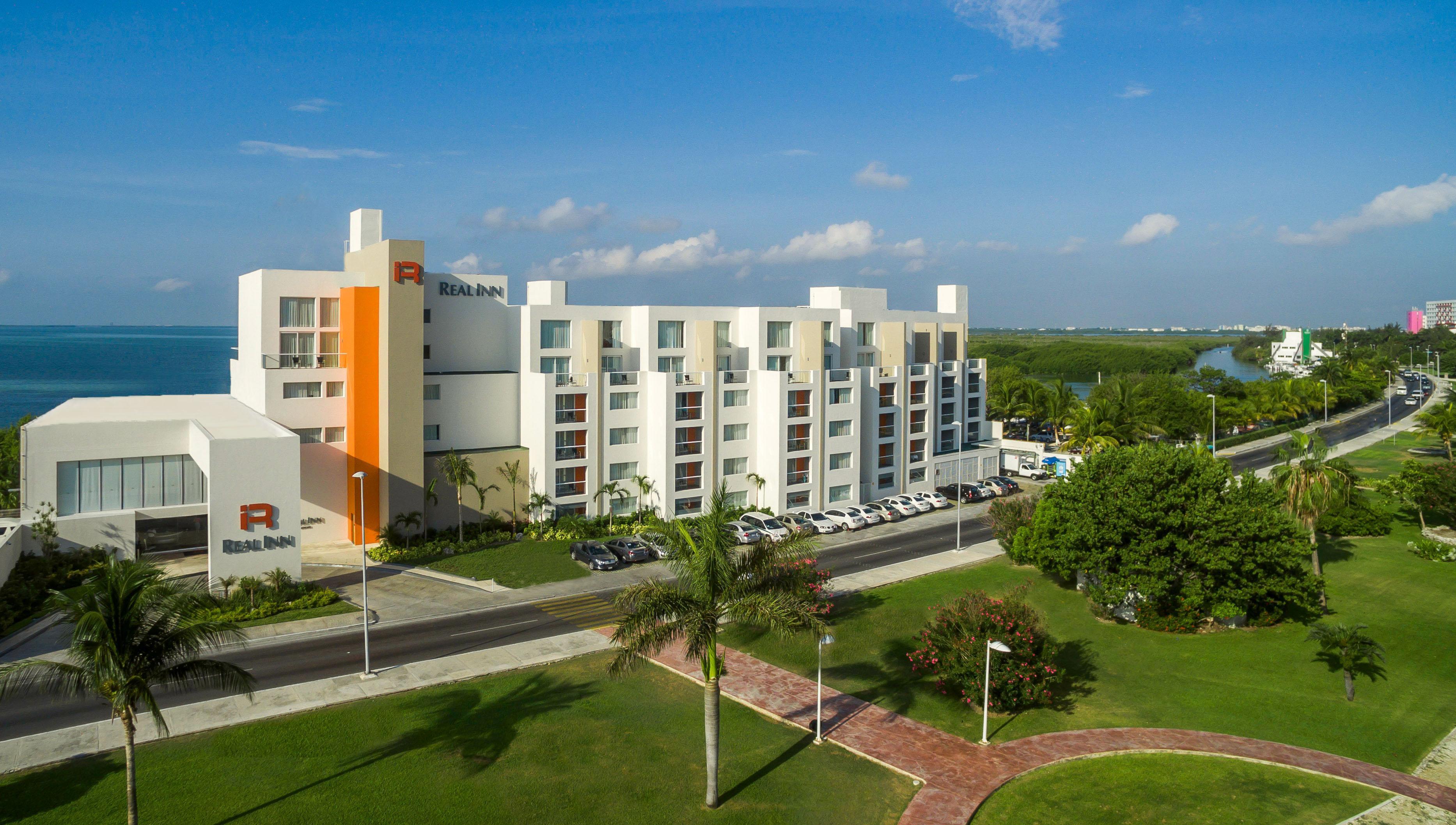 Real Inn Cancun Exterior photo