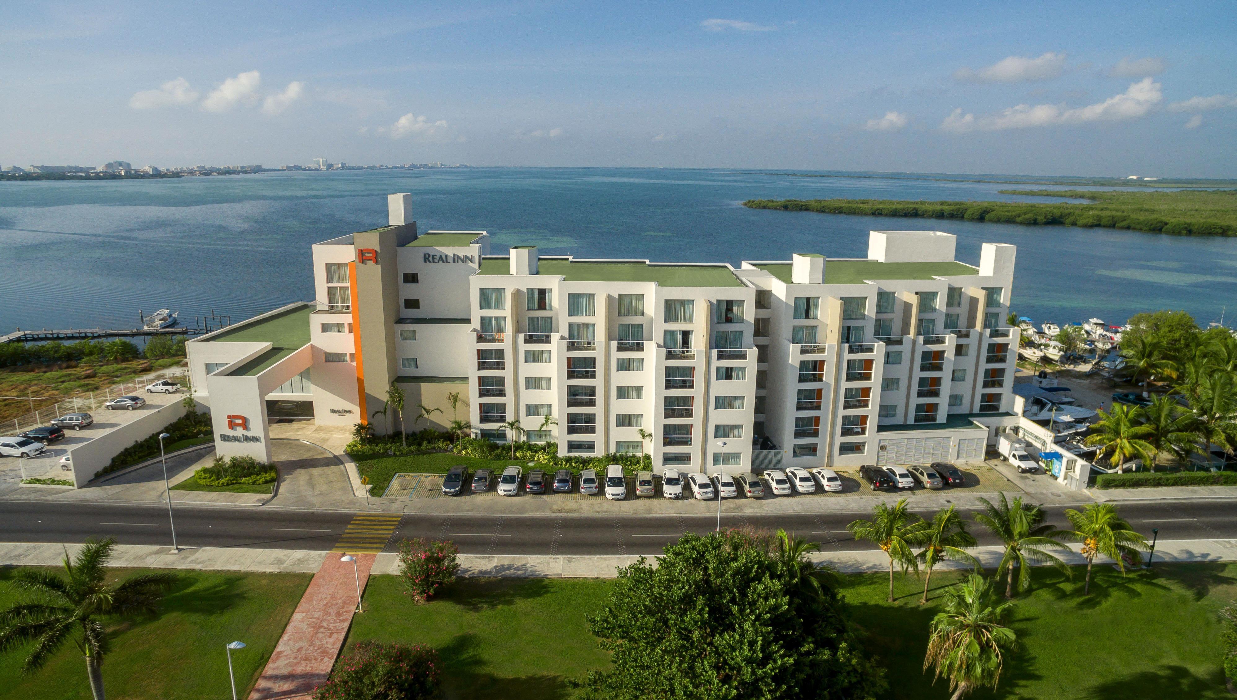 Real Inn Cancun Exterior photo